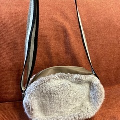 ショルダーバッグの画像