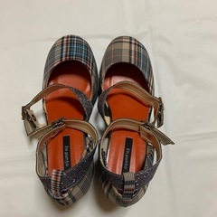 En Punto ヒール. パンプス. サンダル　２４㎝の画像