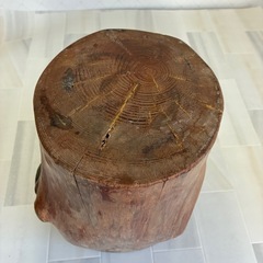 木の置物の画像