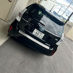 プリウスα  内装外装、共に綺麗です‼️の画像