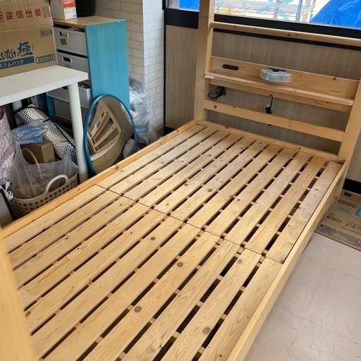 美原店 2段ベッド 木製 照明　コンセント付き