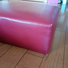 座？ソファ付属品？　用途不明の画像