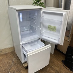 名古屋市近郊限定送料設置無料 2019年式シャープSHARP冷蔵庫137L 名古屋市近郊限定送料設置無料 2019年式シャープSHARP冷蔵庫137L