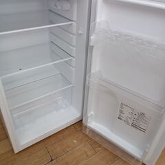 ★リユースのサカイつくば店★TK5806 Maxzen 冷蔵庫 JR138MLO1WH 138L 23年製 動作確認／クリーニング済み　【リユースのサカイつくば店】 の画像