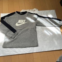 ✔︎
NIKEサイズ別長袖セット(120.130サイズ)の画像