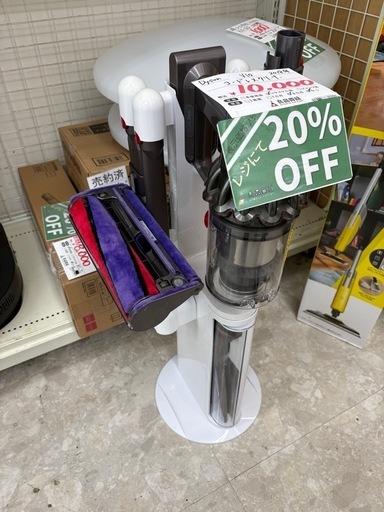 表示価格より20%OFF】ダイソン コードレスクリーナー V10 2018年製