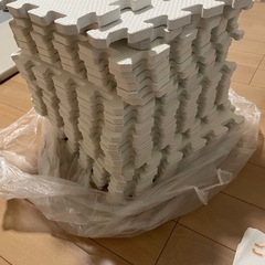 【取引中】ごろりんマット 27枚セットの画像