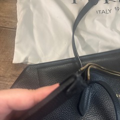 フルラ　レザートートバッグの画像