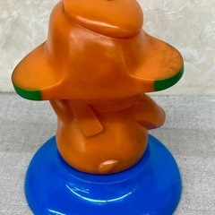 カバオくんとさとちゃんの置き物の画像