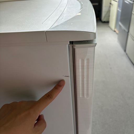 大阪府配送無料！SHARP 2ドア冷蔵庫 2011年 動作品 大阪市 大阪府 ⭐️SHARP⭐️ 冷凍冷蔵庫 2018年 137L 大阪市近郊配送無料