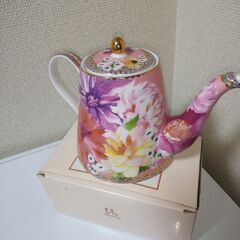 ①未使用 花柄楕円形オーバルUTSUWAKAN②Maxwell　ティーポットの画像