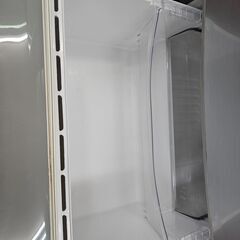 リサイクルショップどりーむ天保山店　No3380　3ドア冷蔵庫　AQUA　2014年製　容量272L　2～3人暮らしにオススメ♪の画像