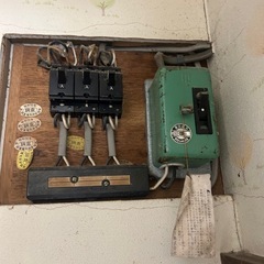 電気工事士の方に分電盤のことで質問