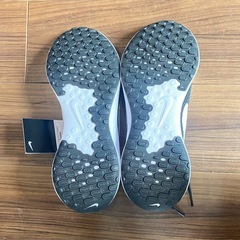 ナイキ レボリューション 7 27cmの画像