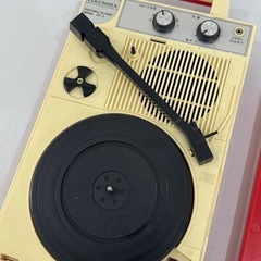 COLUMBIA PORTABLE PLAYER MODEL GP-3の画像