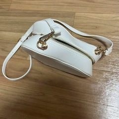 ハート型ショルダーバッグの画像