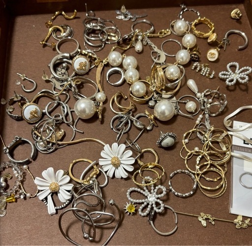 生前整理 レディース アクセサリー まとめ売り 未使用 アクセサリー バラ売り (☆) 感田のアクセサリーの中古