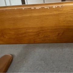 ダイニングテーブルの画像