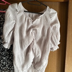 半袖二着、長袖1着中古の画像