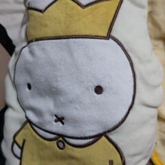 ミッフィーちゃんのタオルケット入り枕