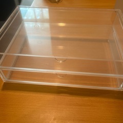 無印良品アクリルケースの画像