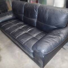 ※商品代金無料！！※nt241126-004z ソファー 家具 ３人掛け メーカー不明 BLACK 黒 中古品 リビング ラブソファ インテリア おしゃれの画像