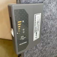 【19日引取迄】アイリスオーヤマ　デスクパネルヒーターの画像