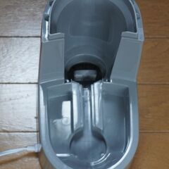 アイリスオーヤマ　スチーム式加湿器AHM-H26B中古美品の画像