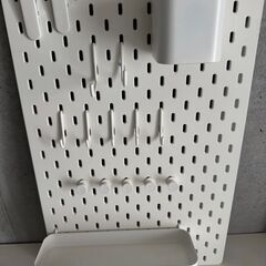 IKEA 有孔ボード+専用小物の画像