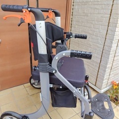 PIPIBEAR 車椅子　歩行器 