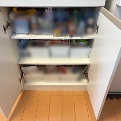 食器棚の画像