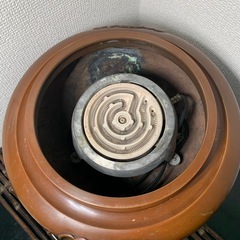 配送可能　時代物　風炉釜　 朝鮮風炉　 茶釜　唐銅　風炉　銅蓋　釜環　茶道具　古道具　古董　古玩　古董　煎茶道具 鉄釜　電熱付の画像