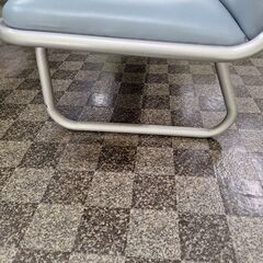 取引中　長椅子　待合室で使用　約180×58  背面高さ約65の画像