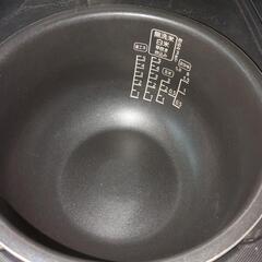 【アイリスオーヤマ 炊飯器】【5.5合炊き】2022年製★クリーニング済み/6ヶ月保証付き【管理番号10807】清の画像