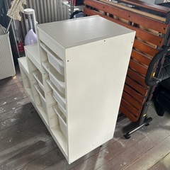 IKEA  キャスター付き収納の画像