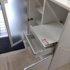食器棚ロータイプの画像