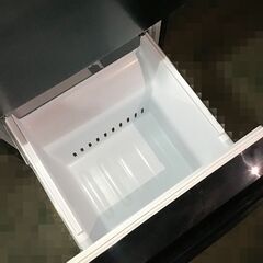 REFAGE　ノンフロン冷凍冷蔵庫　YRZ-F15LK　2024年製　高年式　通電確認済み　冷凍室45L　冷蔵室111L【中古】の画像