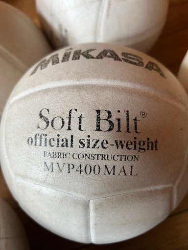 バレーボール　ママさん
バレー　4号球　MIKASA molten 8個セット