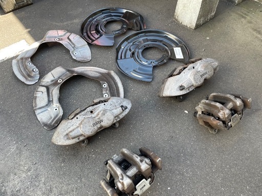 BMW 4シリーズ 435i Mスポーツ純正ブレーキキャリパー　brembo