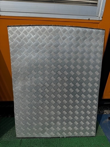 アルミ板 112cm×86.5cm 厚み4mm