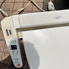 ウォッシュレット　２つ差し上げますの画像