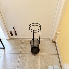 【受渡予定者決定済み】傘立て