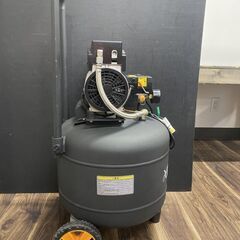 【引き取り限定】【中古品】ASTRO PRODUCTS アストロプロダクツ AP040962 AP縦型サイレント エアコンプレッサー 常圧 単相100V タンク容量:38Lの画像