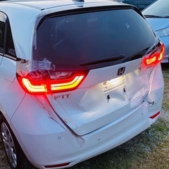 フィットハイブリッド R4年の画像