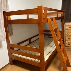 二段ベッドはしご付き　組み立て式　子ども用大人用木製二段ベッド