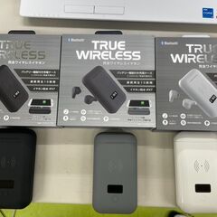 モバイルバッテリー イヤホン付き 1台2役 5200mAh ワイヤレスイヤホン IPX7 防水 Bluetooth 5.0 連続通話最大約10時間  充電ケース併用で最大約150時間の再生が可能 イヤホンケースがモバイルバッテリーになります　まとめ買い歓迎　卸ます　アマゾン引き上げ商品　倒産品　ネット商材　卸ます　転売　アマゾン引き上げ商品　卸し　問屋　倒産品　転売OK　ネット商材　アマゾン　商品　景品　コンペの画像