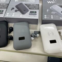 モバイルバッテリー イヤホン付き 1台2役 5200mAh ワイヤレスイヤホン IPX7 防水 Bluetooth 5.0 連続通話最大約10時間  充電ケース併用で最大約150時間の再生が可能 イヤホンケースがモバイルバッテリーになります　まとめ買い歓迎　卸ます　アマゾン引き上げ商品　倒産品　ネット商材　卸ます　転売　アマゾン引き上げ商品　卸し　問屋　倒産品　転売OK　ネット商材　アマゾン　商品　景品　コンペの画像