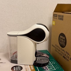 【美品】ネスカフェ ドルチェグスト（最新モデル／ピュアホワイト）の画像