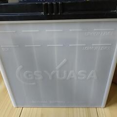 YUASA M-42R カーバッテリー アイドリングストップ車用(中古)の画像