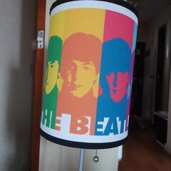 ビートルズランプ　池の上駅の画像